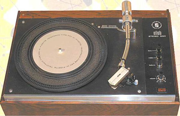 Naald Triotrack 550 Platenspeler
