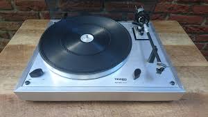 Naald Thorens TD166 Platenspeler