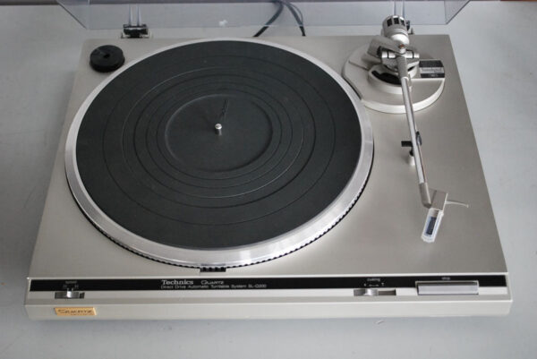 Naald Technics SL-Q200 Platenspeler - Tonar 6031
