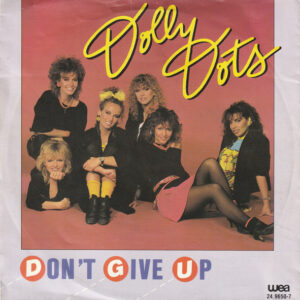 Single - Dolly Dots - Don't Give Up
