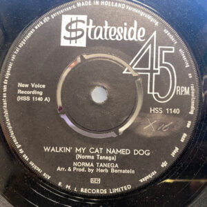 Single - Norma Tanega Walkin' My Cat Named Dog